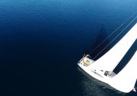 barcha a vela vela elan 45 barca a vela yacht a vela mare blu